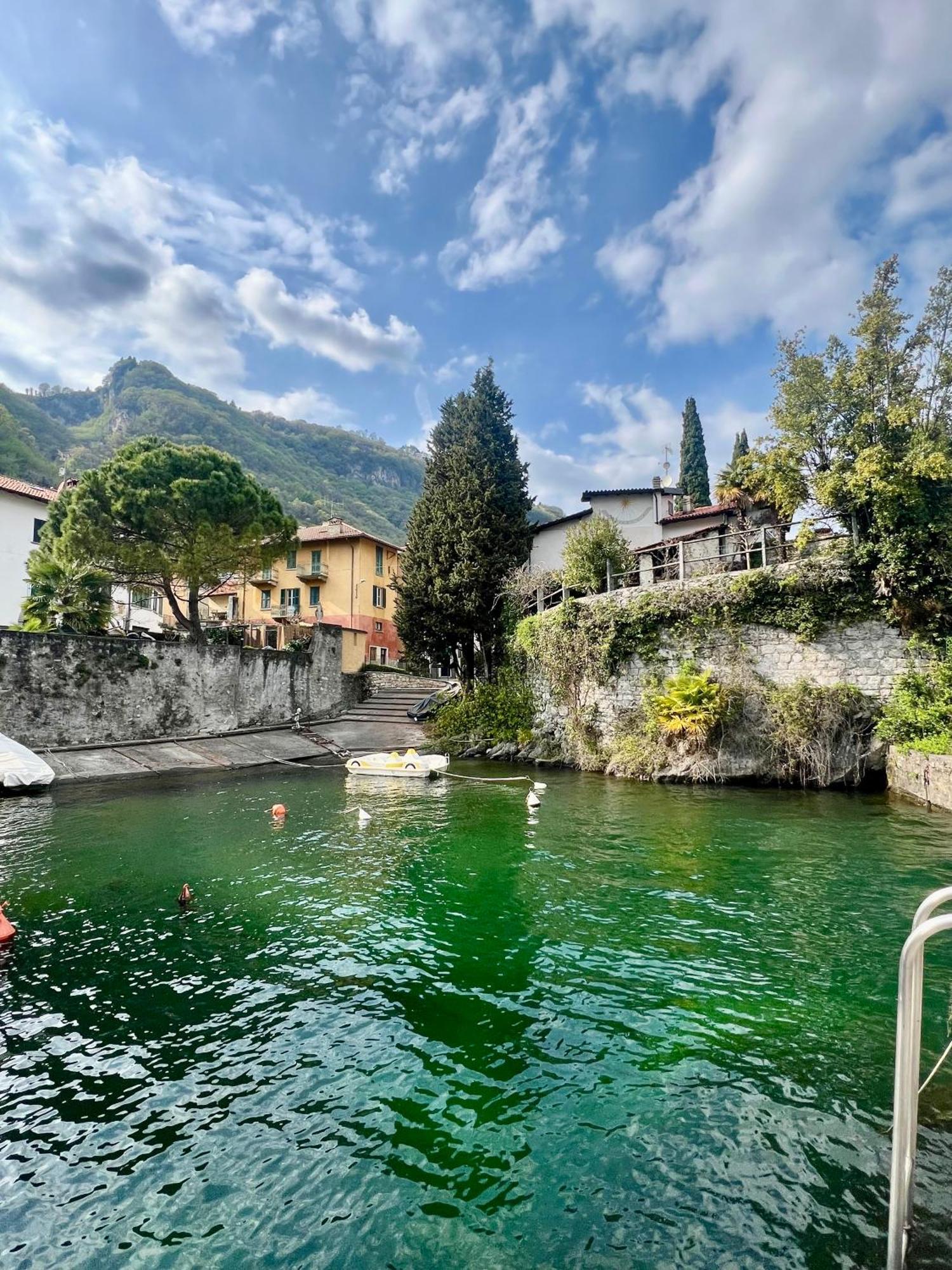 Rossi Lake Couple Oliveto Lario Exterior photo